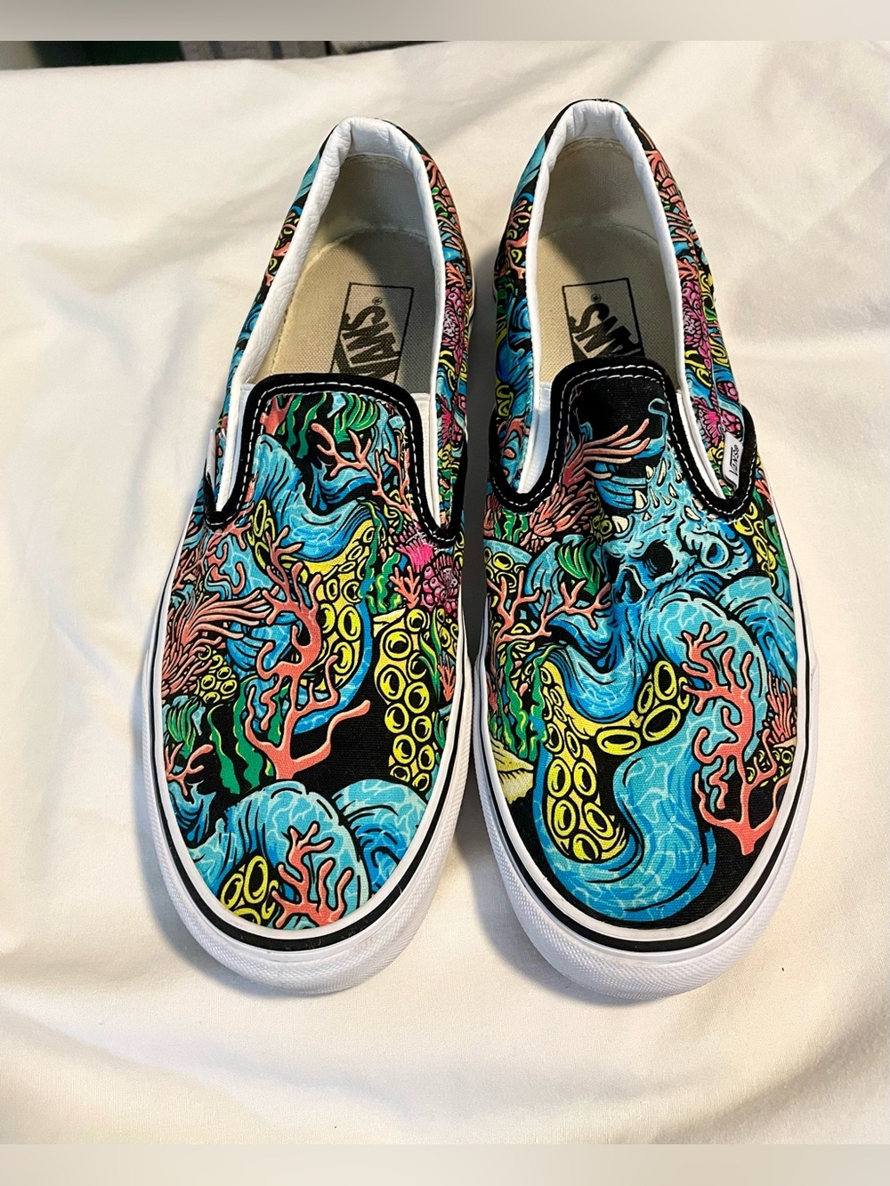 Classic Vans Underwater Octopus Shoes - Mens Size 8.5 - Slip-On Sneakers